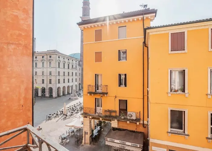 Altea's Sweet In Piazza,basilica Palladiana * ヴィチェンツァ